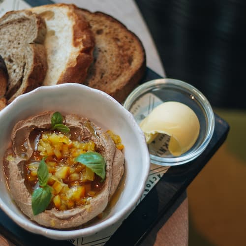 Паштет из куриной печени с апельсиновым конфитюром